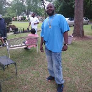 Meet your Posher, Derrick